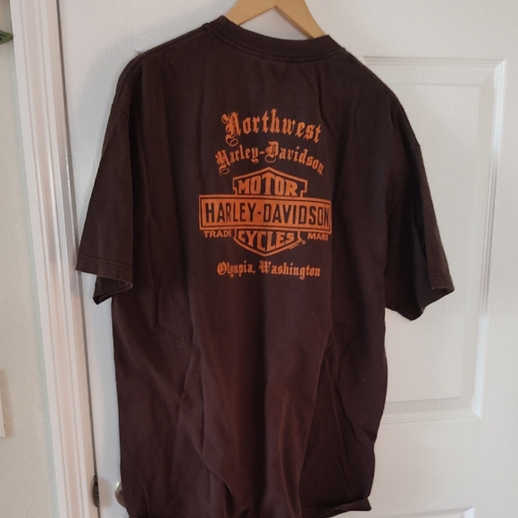 Harley-Davidson Dark Brown Tee with Vintage Graphic - Picture 2 of 4